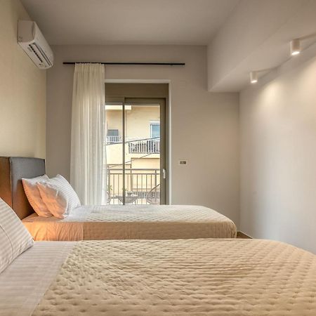 Magnolia Luxury Chania Central Apartments Chrissi Akti Chania Exterior foto